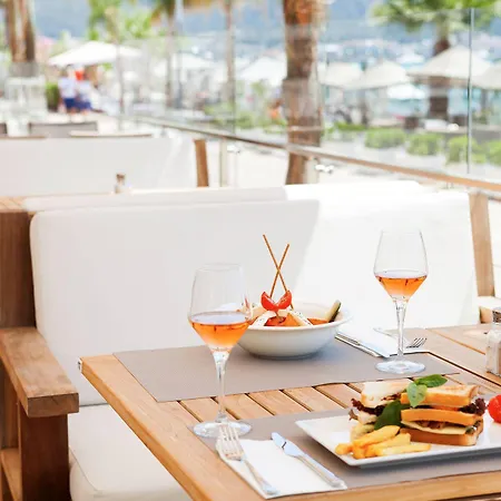 Otel Sunprime Beachfront